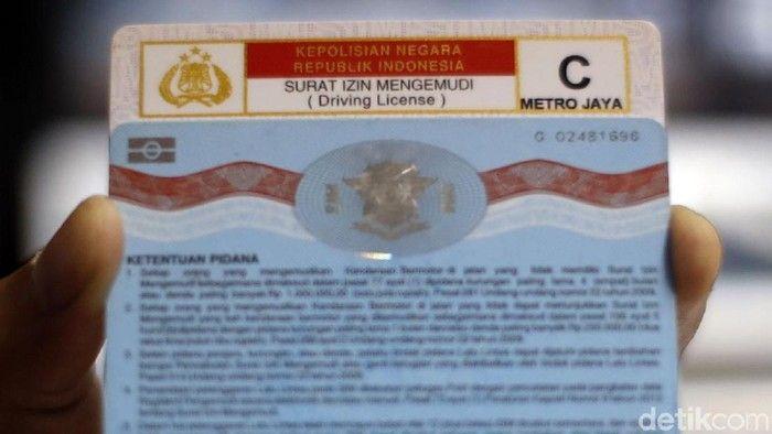 Cara Perpanjang SIM Online di 2023, Pakai Aplikasi Korlantas POLRI

sumber: detikoto